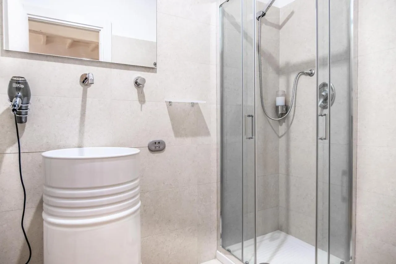 Апартаменты Palace Fontana Di Trevi Home Рим